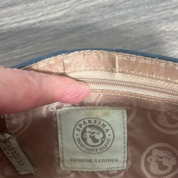 SPARTINA 449 GENUIN LEATHER DOTTED CLUTCH IN BLACK AND CREAM - Picture 6 of 8